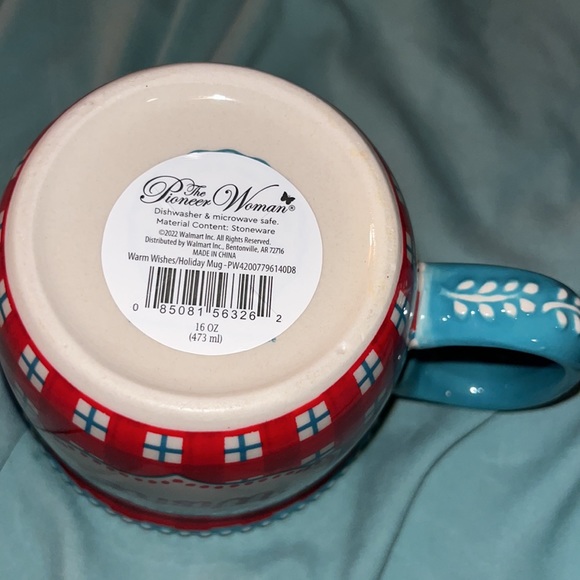 🐇 The Pioneer Woman “Warm Wishes” mug - Picture 5 of 7